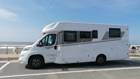 Caratje – 4p McLouis semi-integrated automatic from 2022