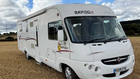 The Donny Drifter – Rapido met 4 slaapplaatsen, geïntegreerd vanaf 2009.