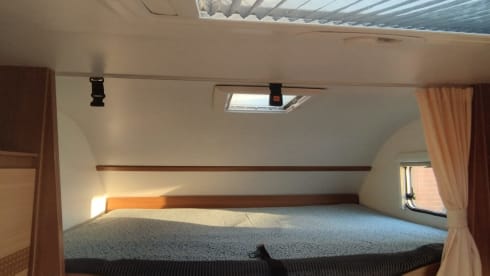 Very spacious family motorhome, 6 seats with belts