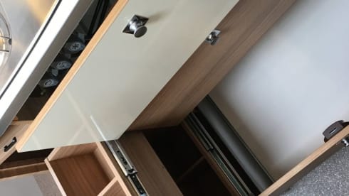 Moby – Detleff Integral (05/2021) with twin beds in the rear
