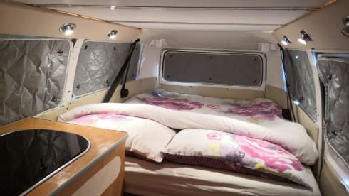 BarnaBus – T2 CamperVan Hire