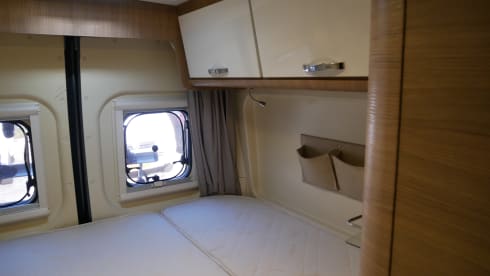 Chausson2, 2 sleeping places - 4 seats.