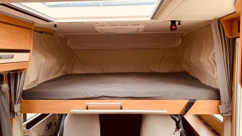 Globebus – 4p Dethleffs integrated from 2014