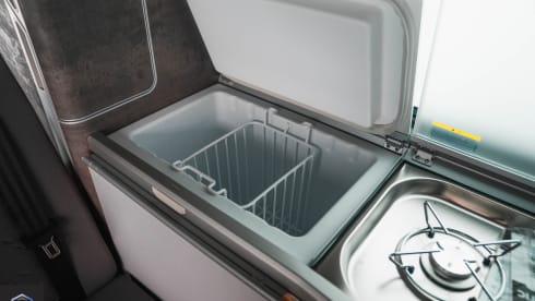 Weekender One – 4 berth Volkswagen campervan - AUTOMATIC
