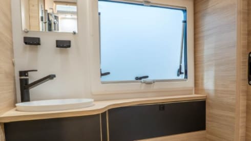 Bernard – 4p Chausson Etape Line 720 - experience freedom!