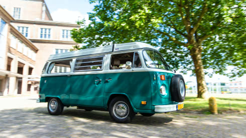 Ga op duurzame roadtrip met Lima! ⚡️🚐 – 100% Electric! ⚡️VW T2 "Lima"
