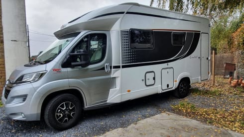 New Bürstner motorhome for 4 people