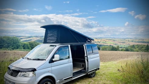 Goatomobile 3 – VW Campervan T5