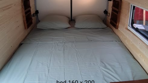 Miles – Off Grid Camper