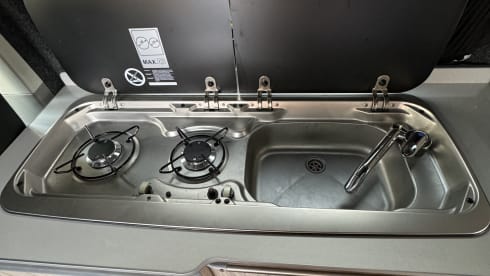 Otis – VW T5 campervan, 4 berth, off grid