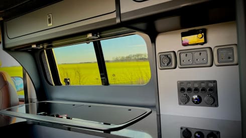 Empire – Premium VW T6 - INSURANCE INCLUDED