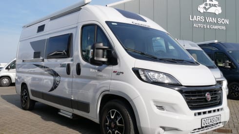 Chausson 5, bus camper 6 meters with bunk bed
