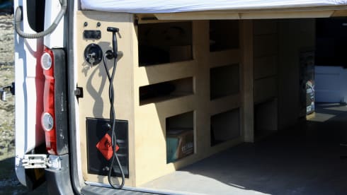 NEMO – 3 berth Volkswagen Crafter Camper with King Size Bed