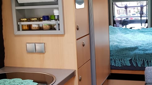 SUPER BUS CAMPER KNAUS BOXSTAR WITH CARRIER FOR ELECTRIC BIKES