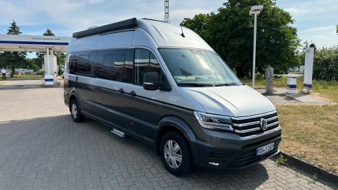 De ZilverGrijze XL – VW Grand California 2.0L TDI 680 from 2021
