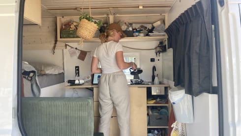 Mees – An attractive, self-sufficient and practical house on wheels!