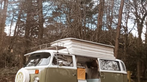Natalie 1973 – 4 berth Volkswagen campervan from 1973