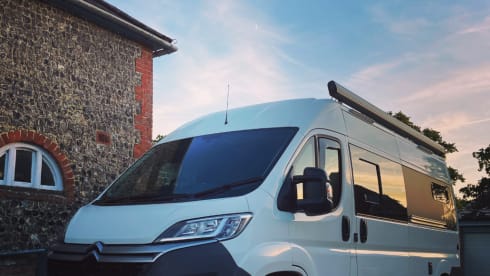 2 berth Citroën bus from 2017