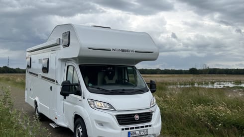 Weinsberg alcove from 2021 6 seats 160 HP euro 6 D temp