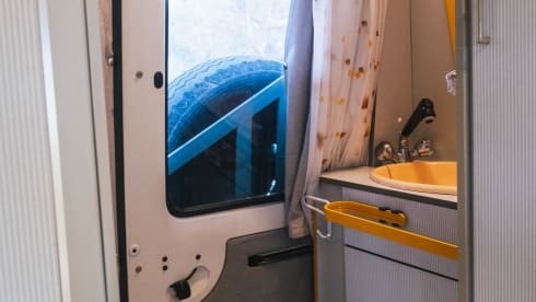 PrendoeParto – As small as a van as efficient as a camper!