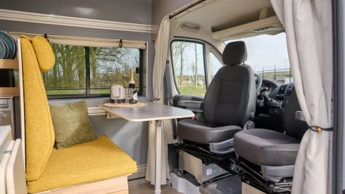 Voor de sfeermakers – Autobus Peugeot 2p de 2023