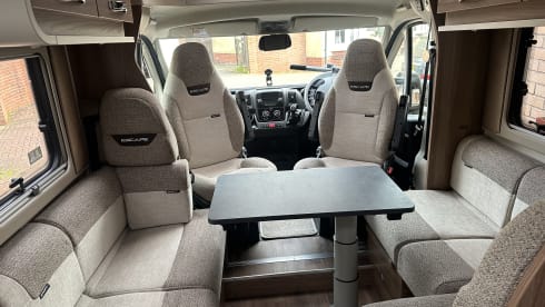 Jemima – 5 Berth Swift Escape 674 Motorhome (2021)