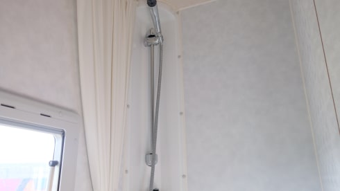 Adria Mobil alcove with 6 belts