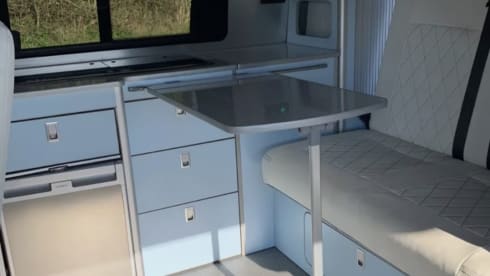 Iris – 4 Berth VW T5 Camper