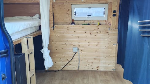 Martha – 2p Nissan campervan uit 2015