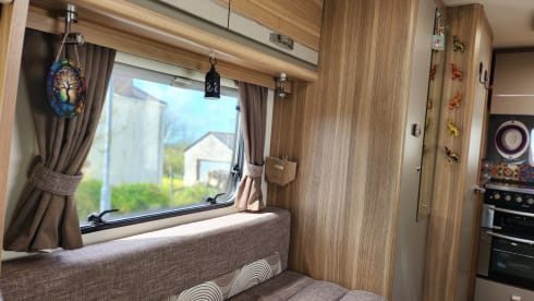 Flossieflo – 2 berth 2014 fully equipped Fiat Bessacarr 
