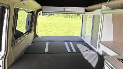 4p Volkswagen campervan uit 2021