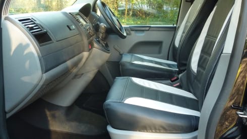 Eclipse – 4 berth Volkswagen campervan from 2008