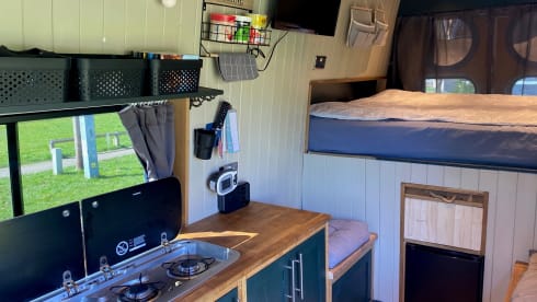 Nicky – 2 berth spacious Citroën van