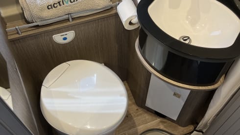 THE Family Van - 4 people