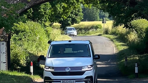 Billy 'Ocean' California Camper – 4 berth Volkswagen campervan from 2023