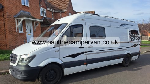 Paul – 2 1/2 berth Luxury Mercedes Campervan, with kennel - Inclusive Insurance