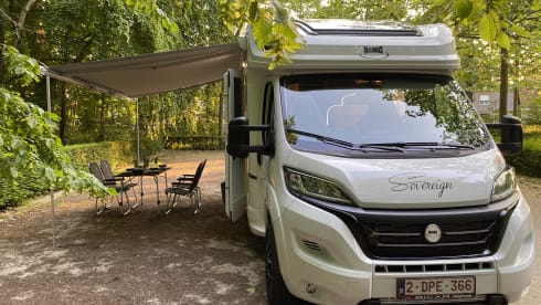 Queen McLouis – 5p McLouis semi-integrated uit 2023