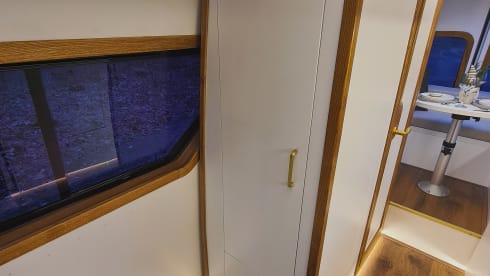 Luxe buscamper 2p – 2p Renault bus from 2019
