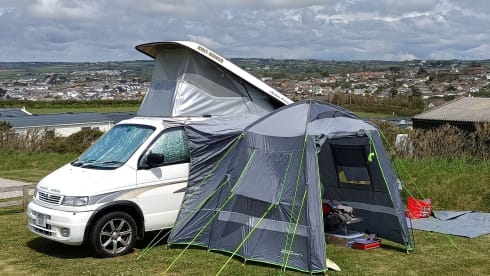 Britney – Britney "Bongo" Speere