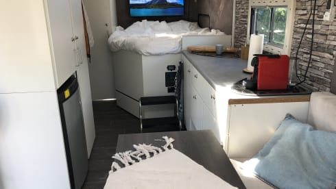 Zeer ruime nette camper – 4p Fiat semi-integrated from 2004