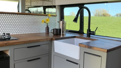 Caspian – Beautiful Light and Airy Camper