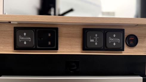Chausson spacieuse avec boîte automatique, idéale pour les familles