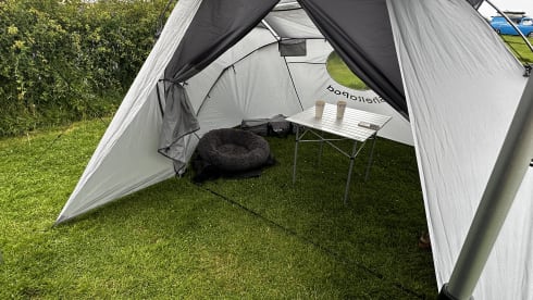 Una – 3 berth Volkswagen Caddy campervan from 2015