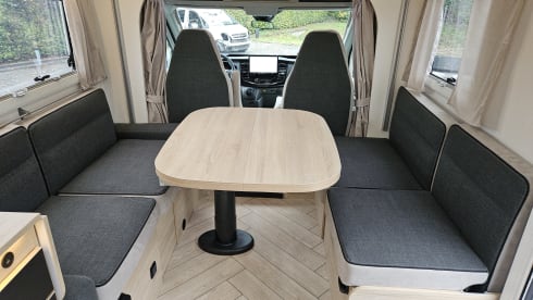JHR97H – 2p Chausson semi-integrated from 2026