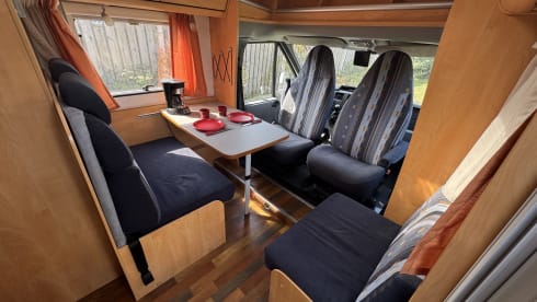 4p Ford semi-integrated from 2008