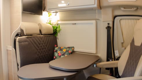 Dan the campervan – Bürstner Campeo 600 - off grid