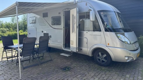 4p Hymer integrated uit 2007