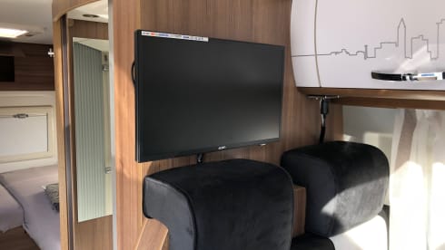 Black Swan – New Bravia 636 Black Swan "Edition 30"
