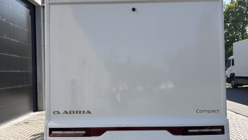 Adria Compact DL AUTOMATISCH
