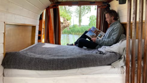 The Orange Nomad – Modern and attractive with brand new amenities